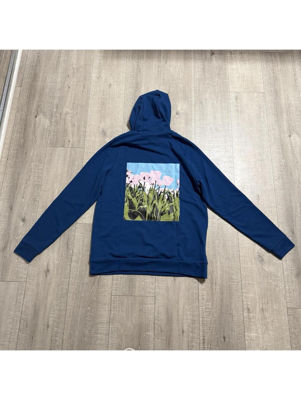 Nike Dri-FIT GFX Pullover Hoodie Court Blue Pink Floral FN3285 476 Men’s Medium - Picture 3 of 9